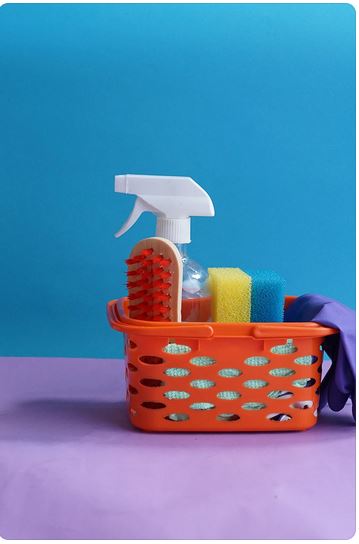 http://ccoosanidadmadrid.es/wp/wp-content/uploads/2023/02/manipulacion-productos-quimicos-personal-de-limpieza.jpg